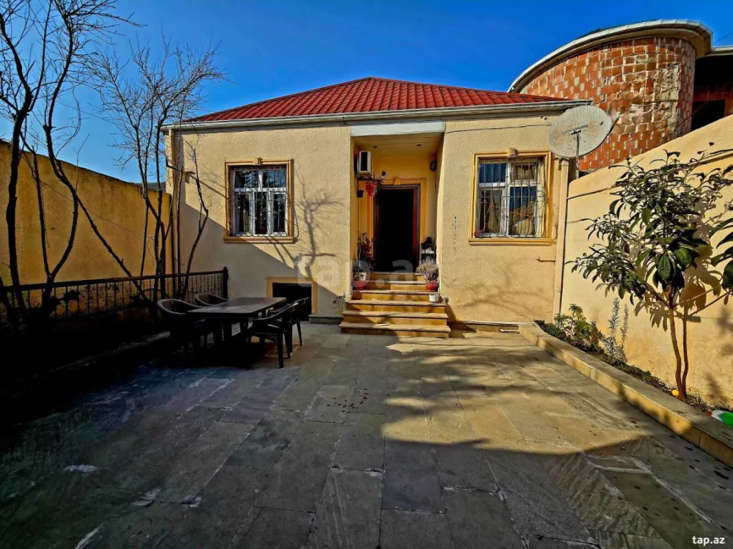 Satılır 3 otaqlı həyət evi