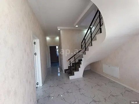Satılır 5 otaqlı həyət evi 150 m²