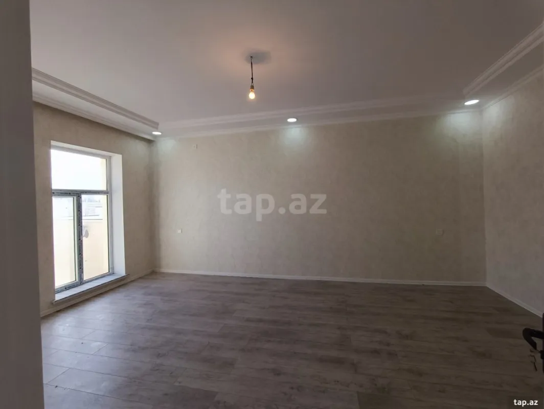 Satılır 5 otaqlı həyət evi 150 m²