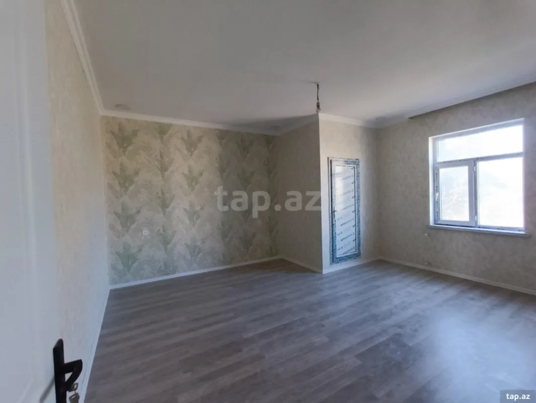 Satılır 5 otaqlı həyət evi 150 m²