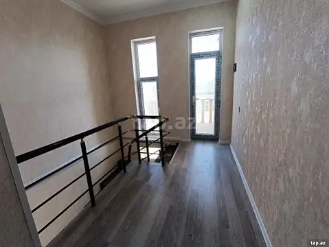Satılır 5 otaqlı həyət evi 150 m²