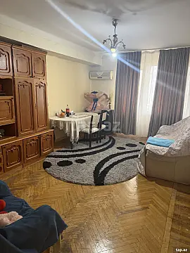 Kirayə verilir 2 otaqlı mənzil 60 m²