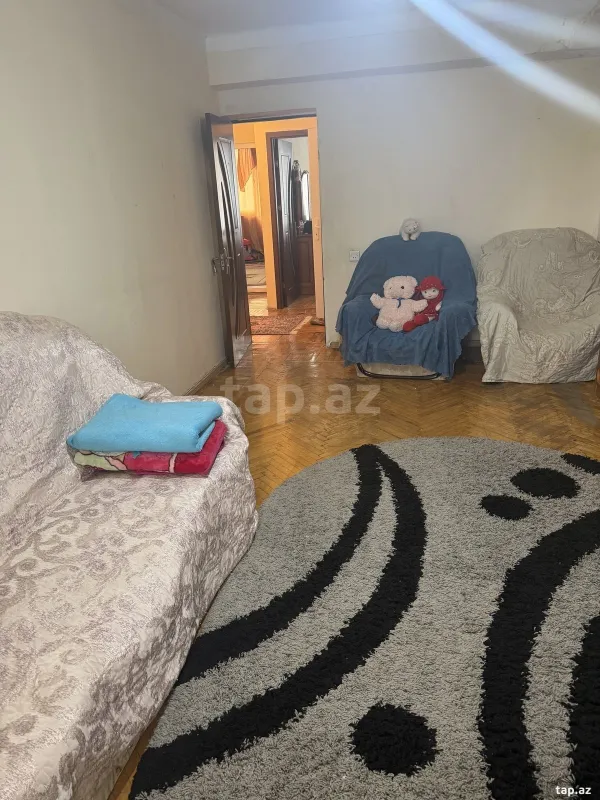 Kirayə verilir 2 otaqlı mənzil 60 m²