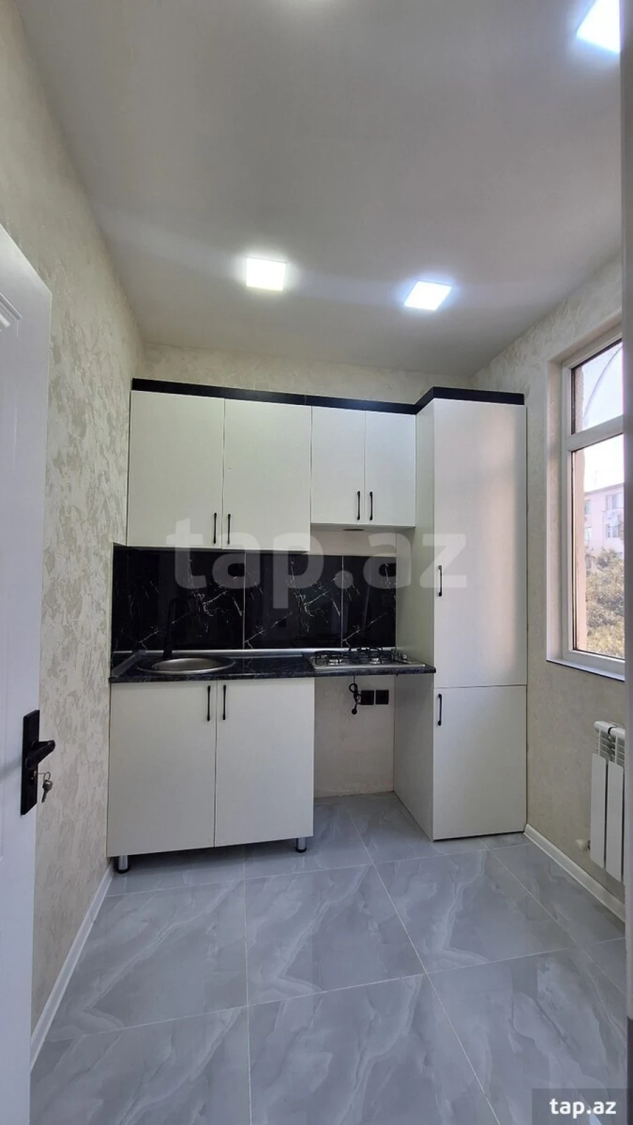 Kirayə verilir 2 otaqlı mənzil 60 m²