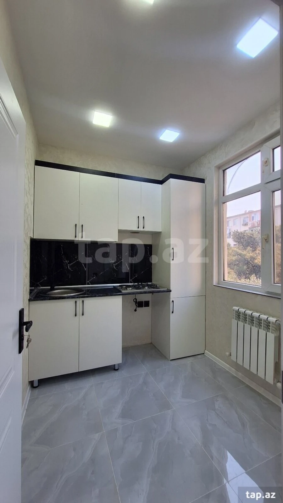Kirayə verilir 2 otaqlı mənzil 60 m²