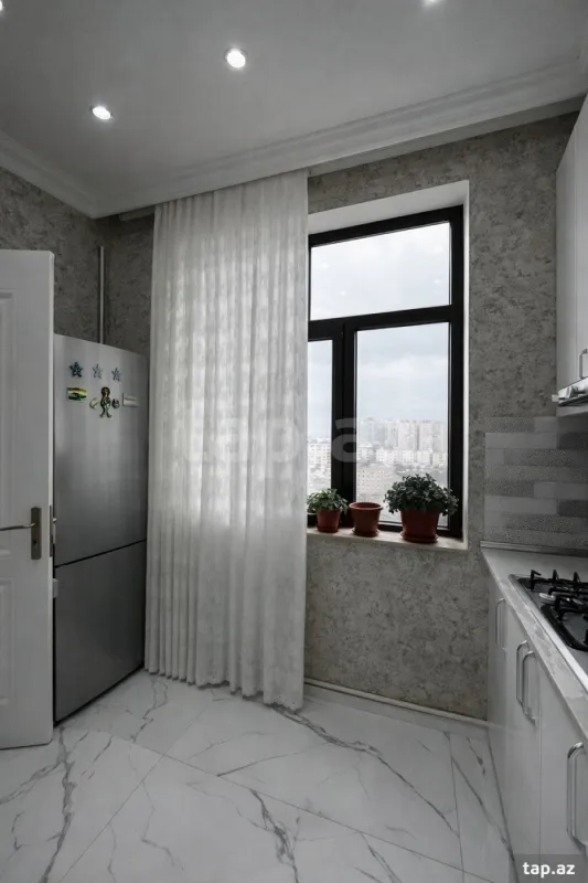 Satılır 2 otaqlı yeni tikili 60 m²