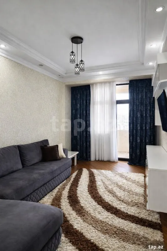 Satılır 2 otaqlı yeni tikili 60 m²