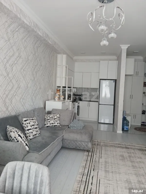 Satılır 2 otaqlı mənzil 42 m²