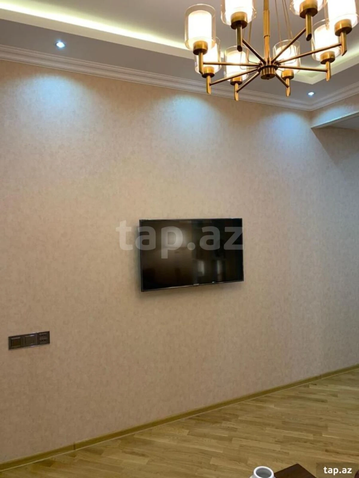 Kirayə verilir 1 otaqlı yeni tikili 52 m²