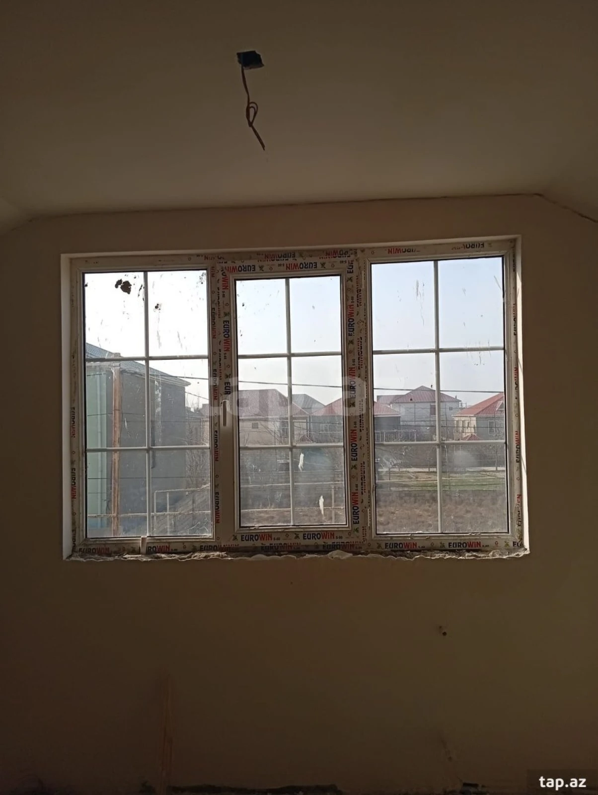 Satılır 3 otaqlı həyət evi