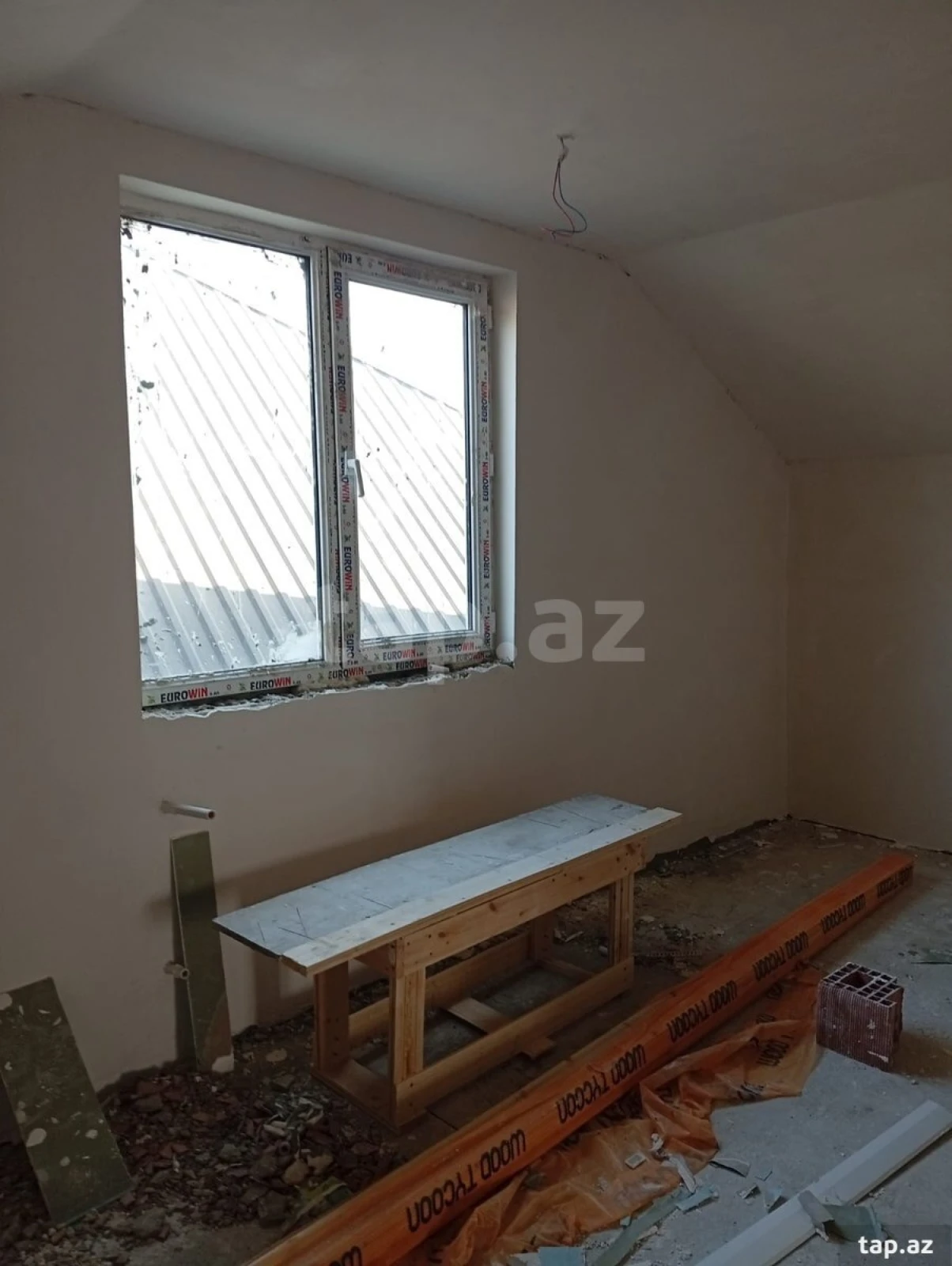 Satılır 3 otaqlı həyət evi