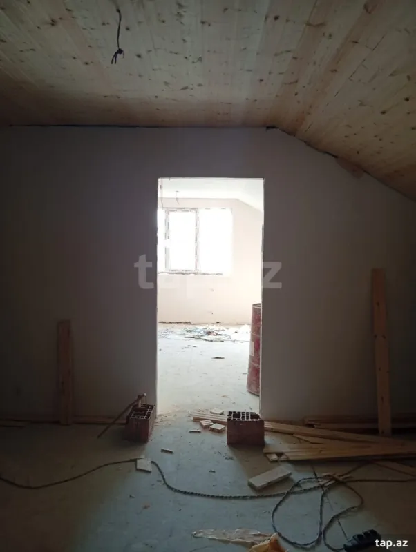 Satılır 3 otaqlı həyət evi