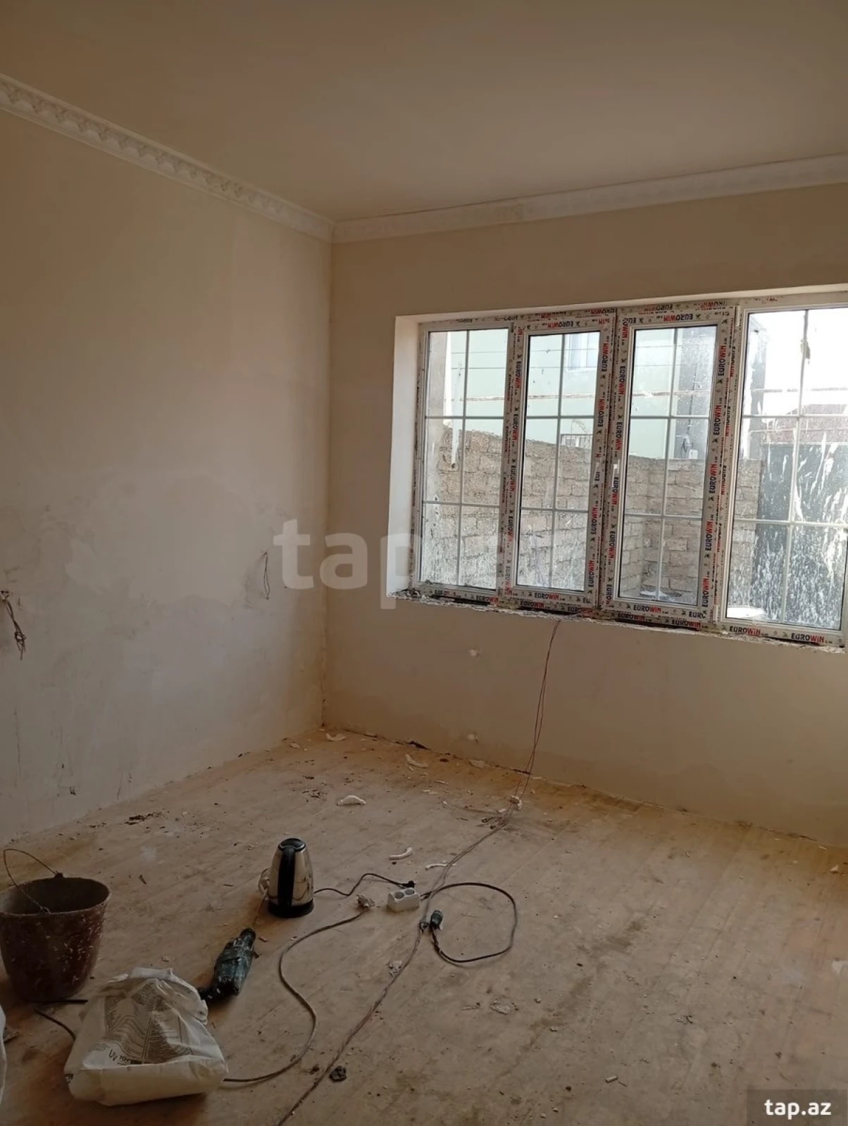 Satılır 3 otaqlı həyət evi