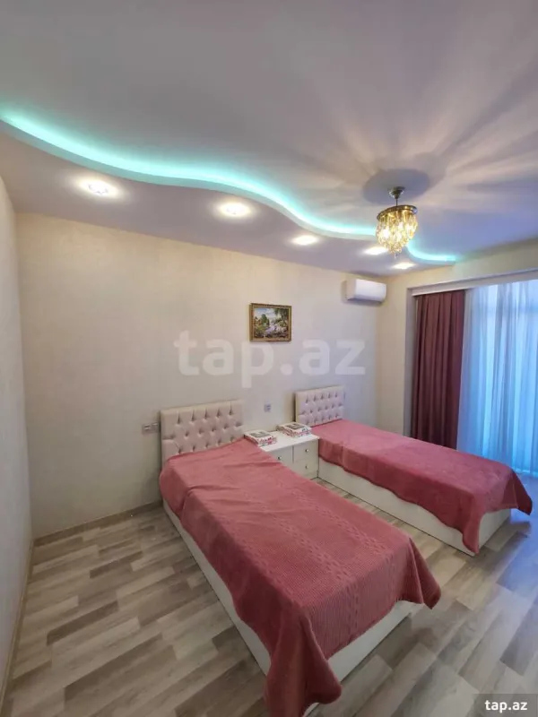 Kirayə verilir 4 otaqlı yeni tikili 148 m²