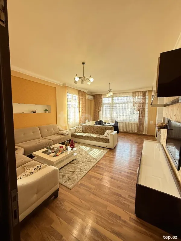 Satılır 3 otaqlı mənzil 100 m²