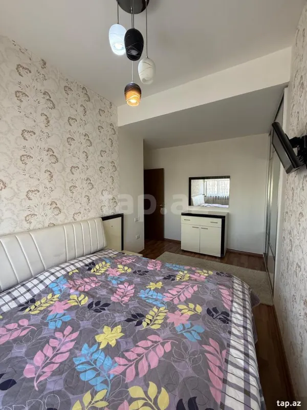 Satılır 3 otaqlı mənzil 100 m²