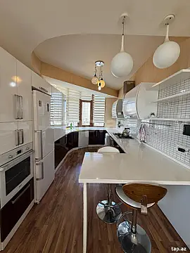 Satılır 3 otaqlı mənzil 100 m²