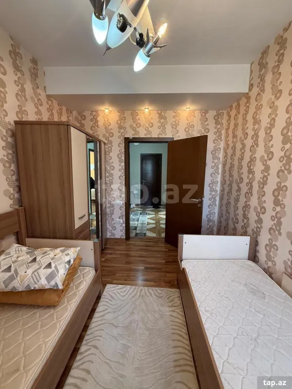 Satılır 3 otaqlı mənzil 100 m²