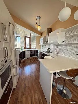 Satılır 3 otaqlı mənzil 100 m²