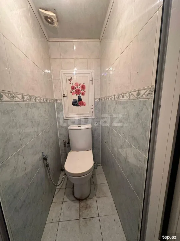 Satılır 4 otaqlı mənzil 100 m²