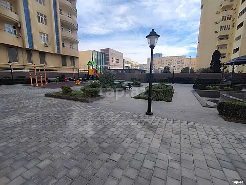 Satılır 2 otaqlı yeni tikili 94 m²