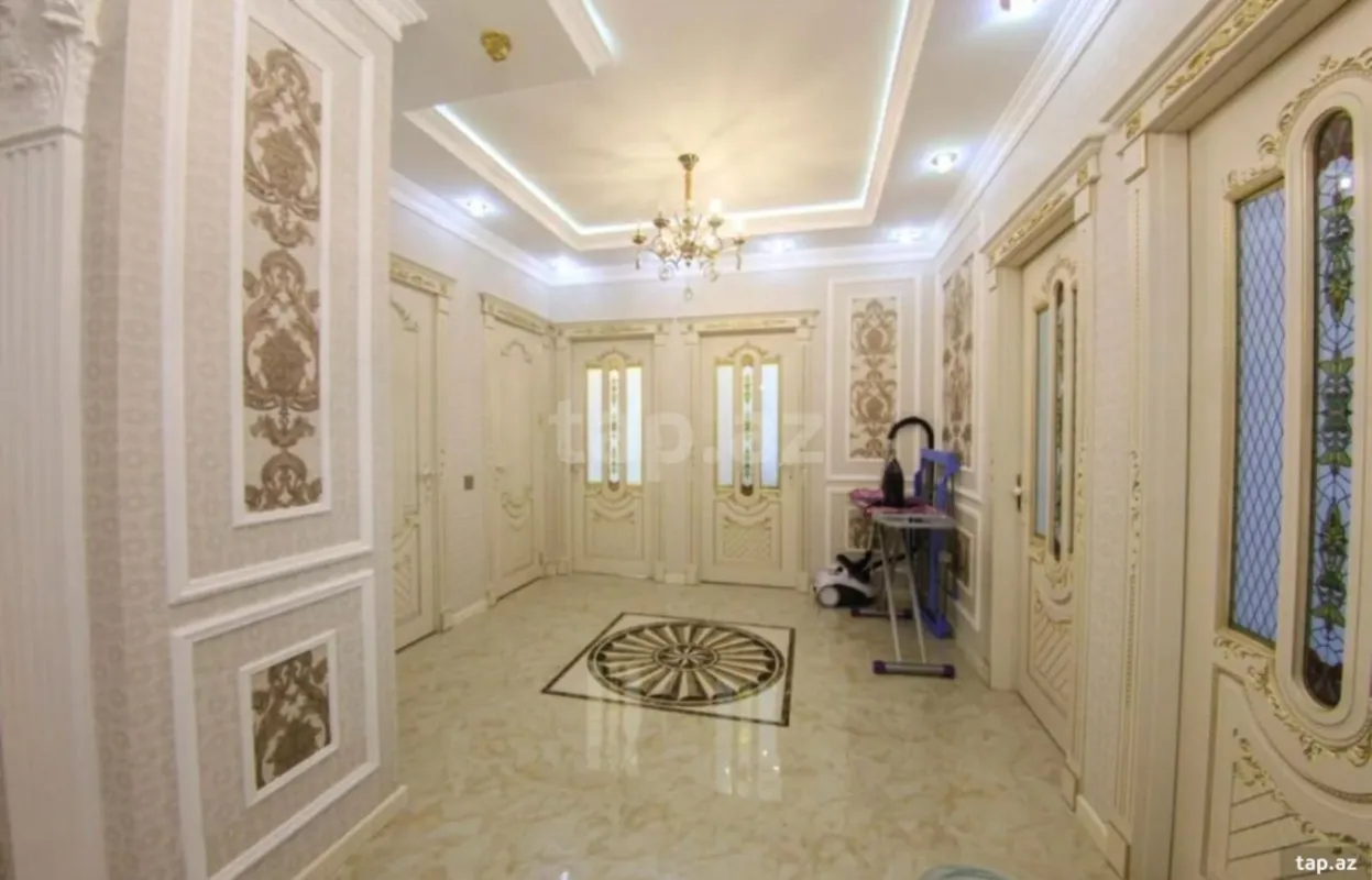 Kirayə verilir 3 otaqlı yeni tikili 148 m²