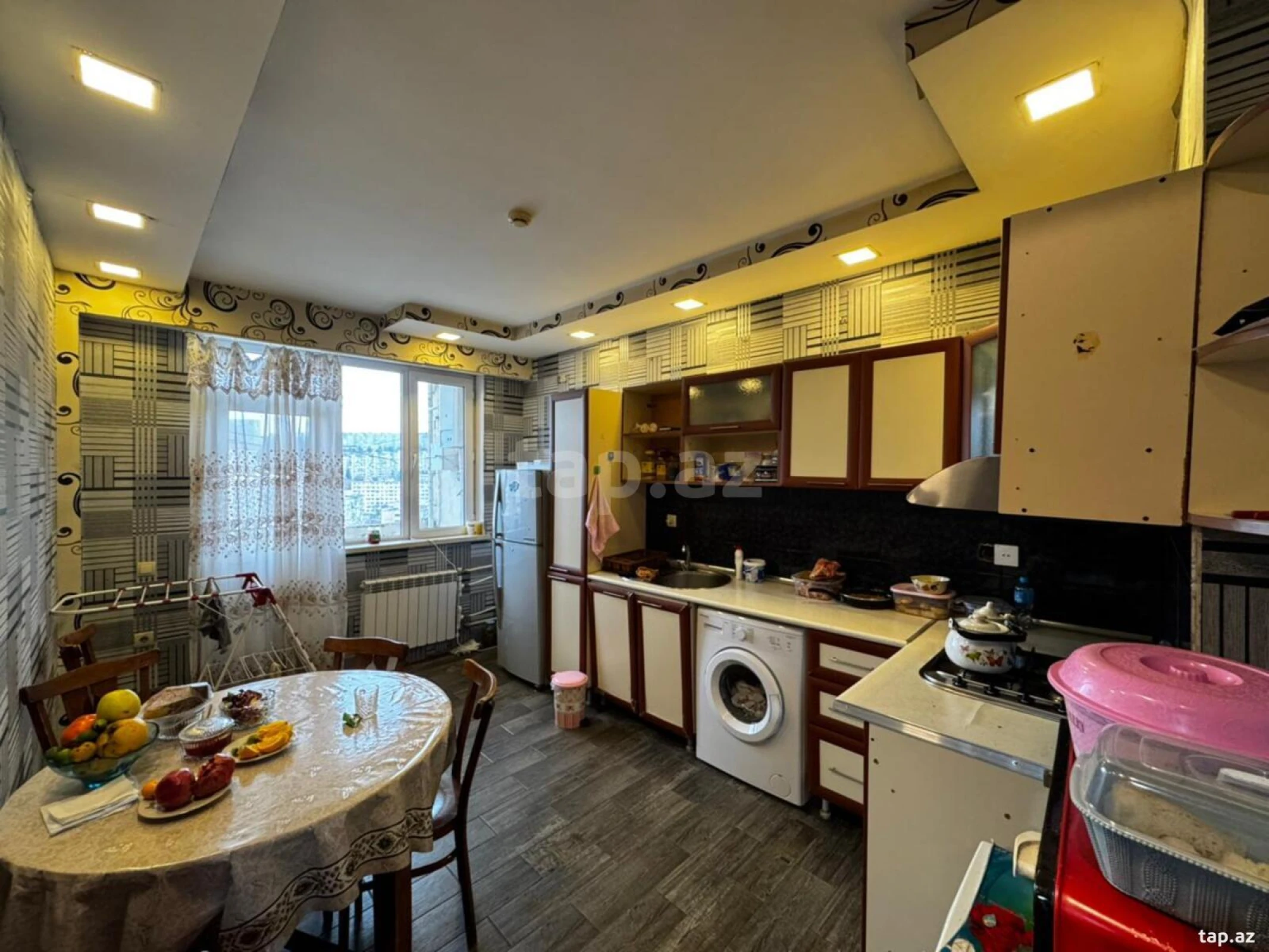 Satılır 2 otaqlı yeni tikili 65 m²