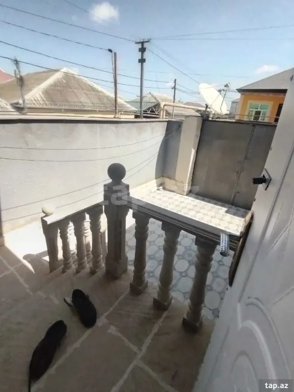 Satılır 3 otaqlı həyət evi