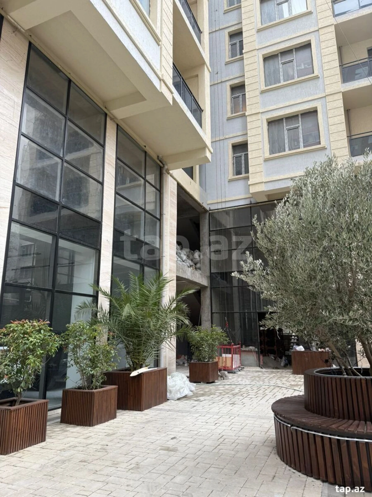 Satılır 2 otaqlı yeni tikili 62 m²