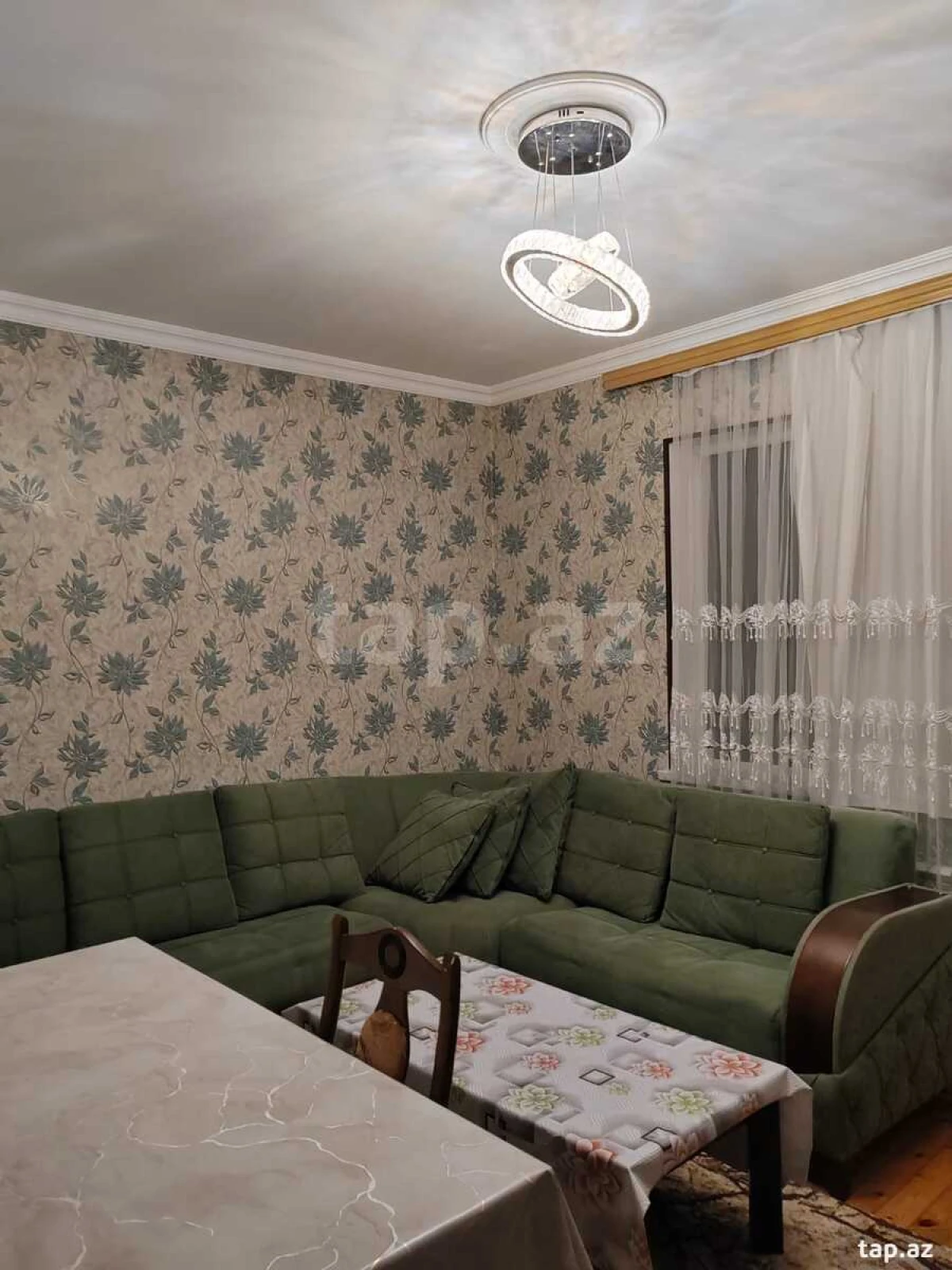 Kirayə verilir 2 otaqlı yeni tikili 70 m²