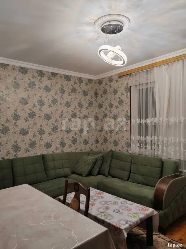 Kirayə verilir 2 otaqlı yeni tikili 70 m²