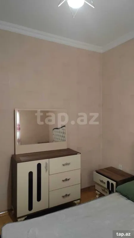Kirayə verilir 2 otaqlı yeni tikili 70 m²