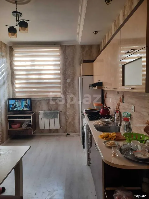 Satılır 5 otaqlı həyət evi