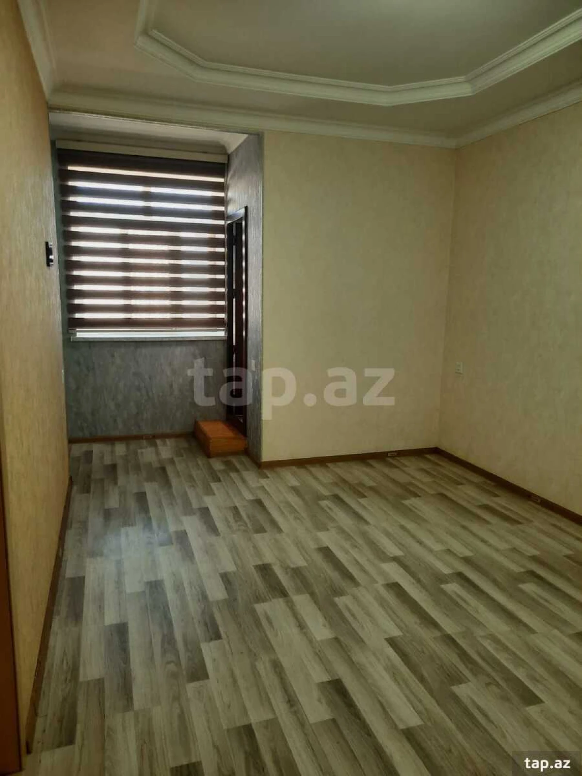 Satılır 5 otaqlı həyət evi