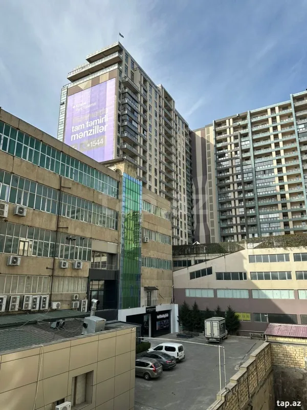 Kirayə verilir 3 otaqlı yeni tikili 110 m²