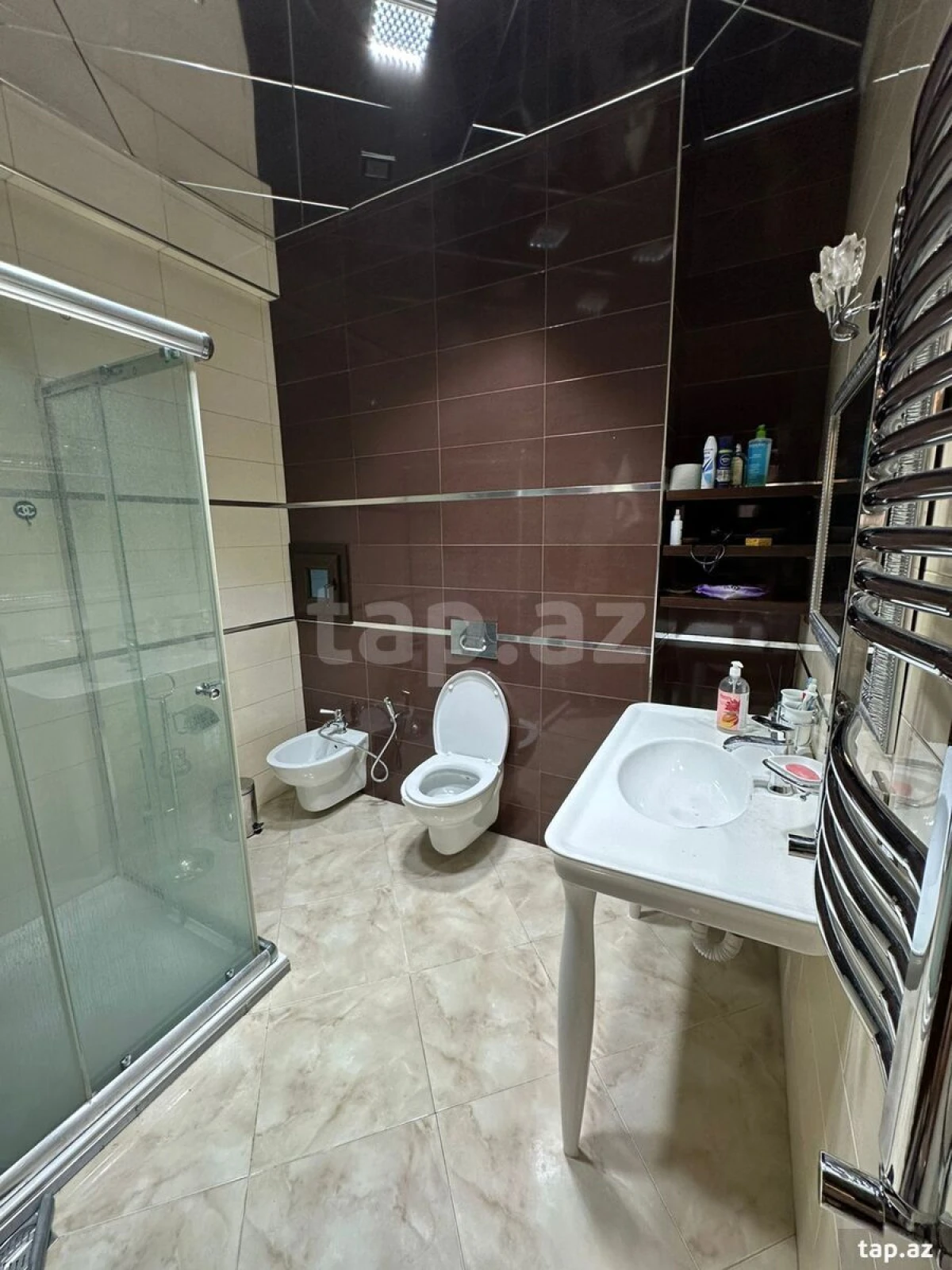 Kirayə verilir 3 otaqlı yeni tikili 110 m²