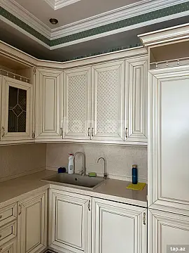 Kirayə verilir 3 otaqlı yeni tikili 110 m²