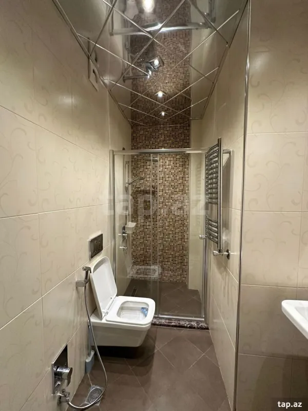 Kirayə verilir 3 otaqlı yeni tikili 110 m²