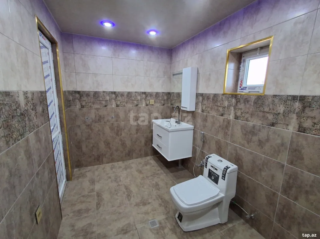 Satılır 4 otaqlı həyət evi