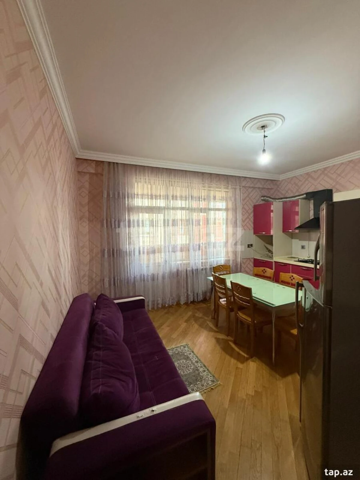 Kirayə verilir 3 otaqlı mənzil 134 m²