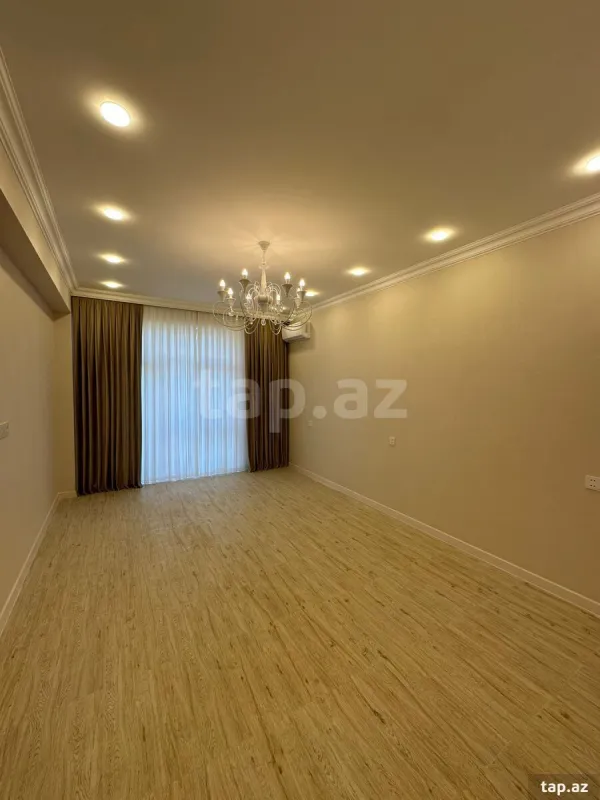 Kirayə verilir 2 otaqlı yeni tikili 100 m²