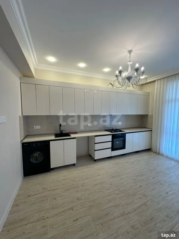 Kirayə verilir 2 otaqlı yeni tikili 100 m²