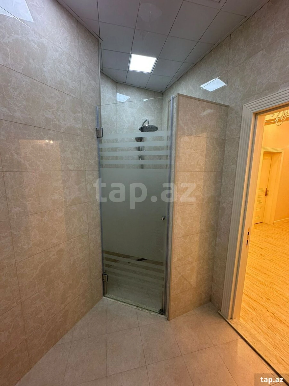 Kirayə verilir 2 otaqlı yeni tikili 100 m²