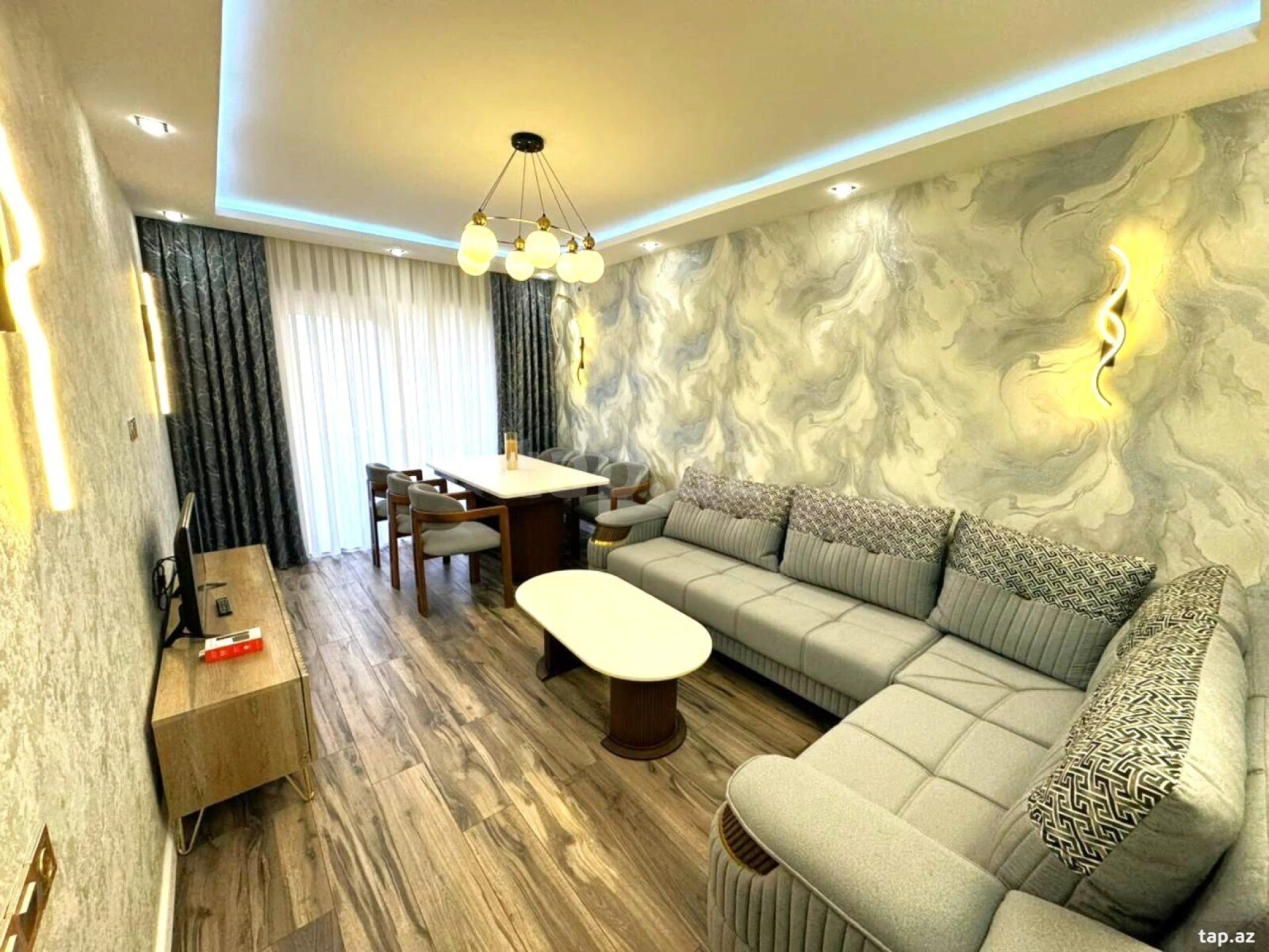 Kirayə verilir 5 otaqlı yeni tikili 140 m²