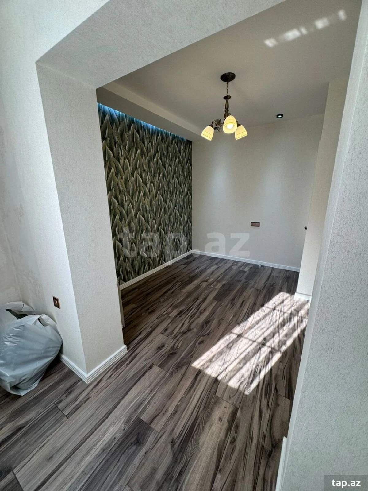 Kirayə verilir 5 otaqlı yeni tikili 140 m²