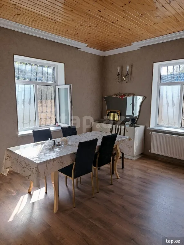 Satılır 4 otaqlı həyət evi 150 m²