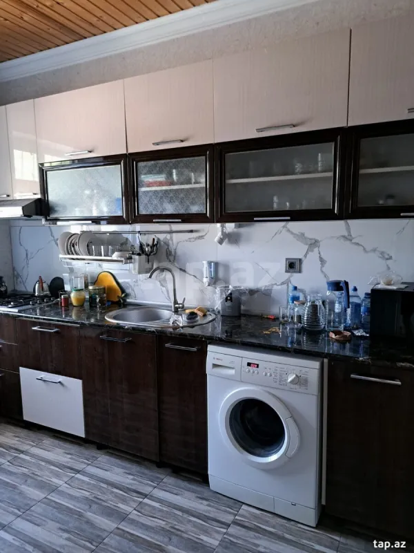 Satılır 4 otaqlı həyət evi 150 m²