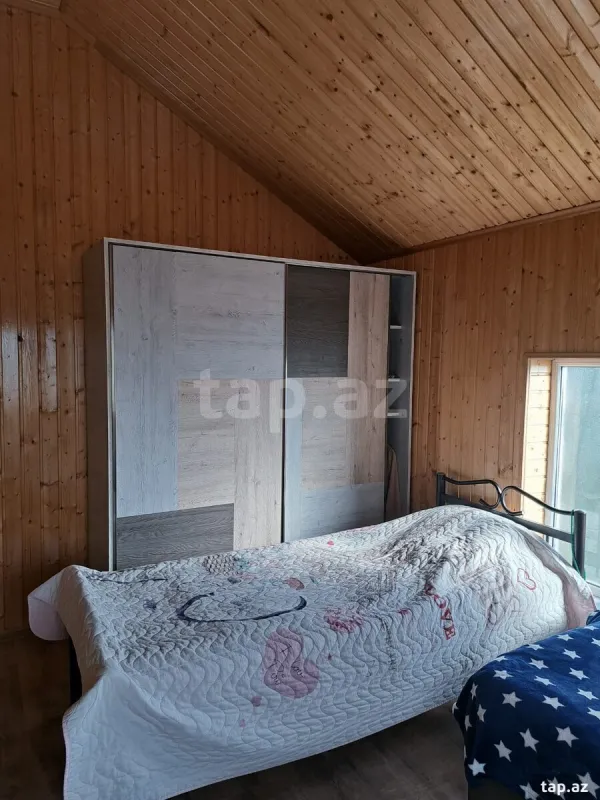 Satılır 4 otaqlı həyət evi 150 m²