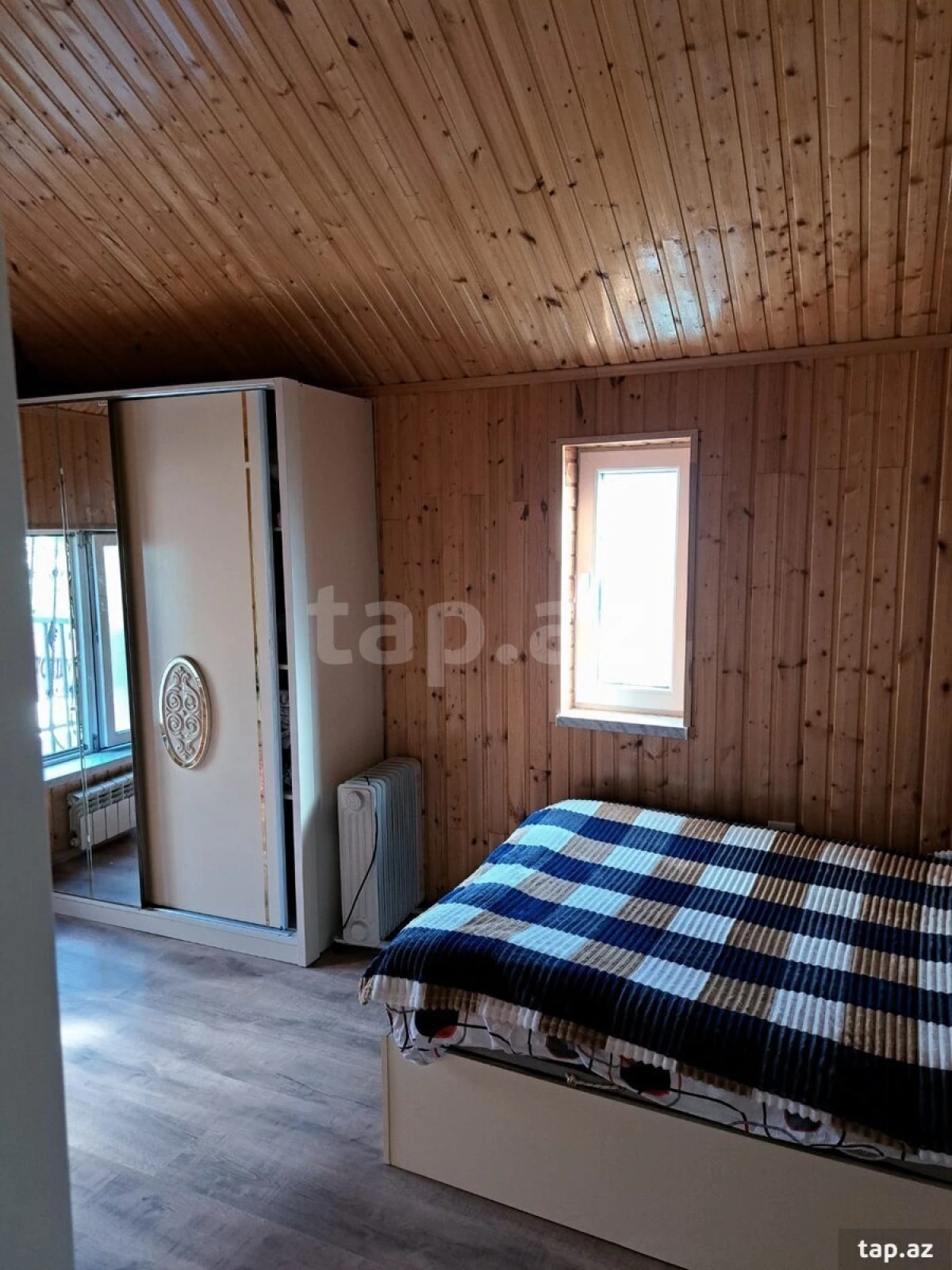 Satılır 4 otaqlı həyət evi 150 m²