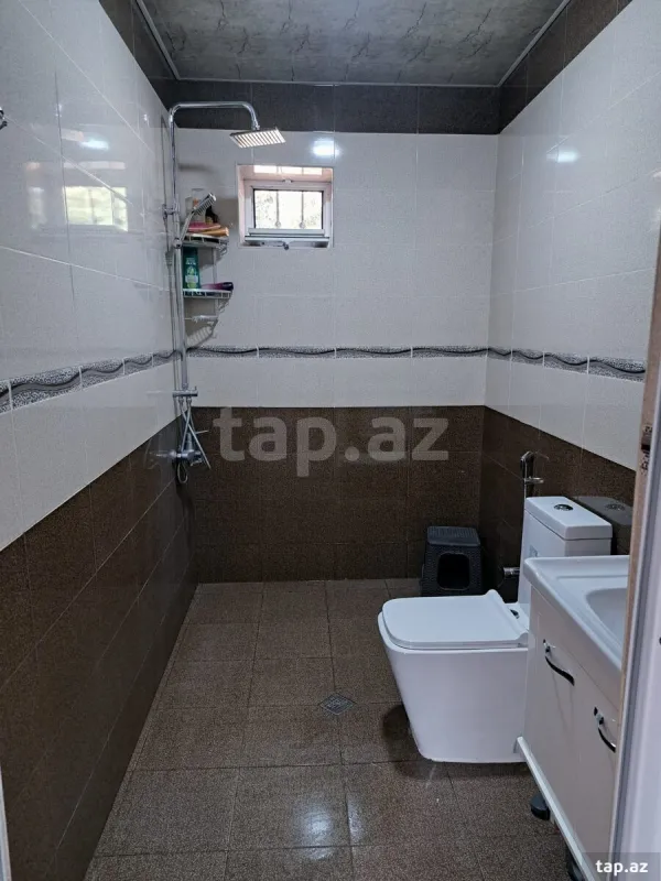 Satılır 4 otaqlı həyət evi 150 m²